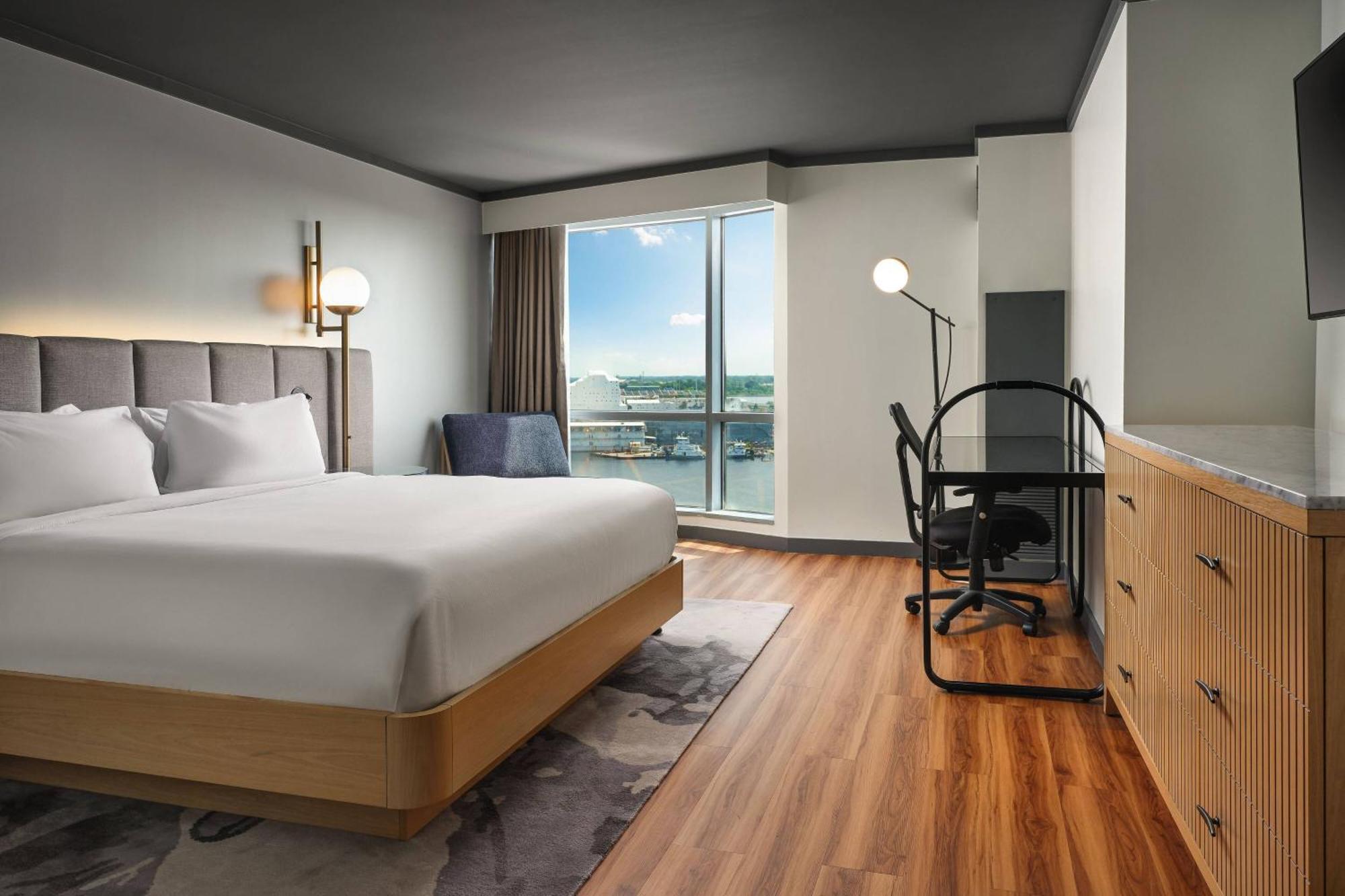 Renaissance Portsmouth-Norfolk Waterfront Hotel Экстерьер фото